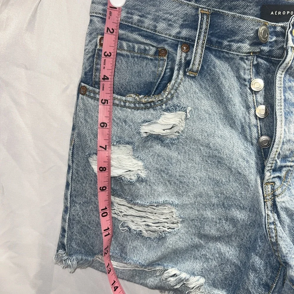 Aeropostale Jean Shorts Women's Size 8 Distressed Denim 90s high rise cut off 74